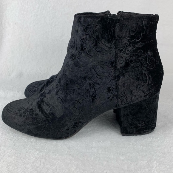 SO Womens Heeled Black Cut Velvety Fabric Ankle Boots Side Zip Chunky Heel US 10 - Picture 7 of 12